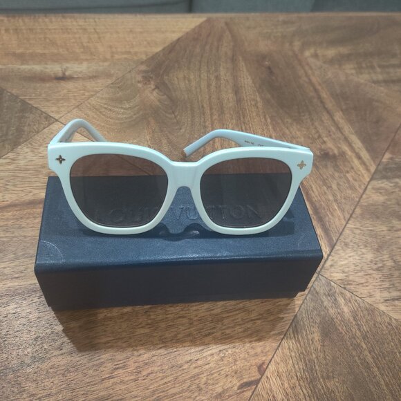 Louis Vuitton Z2725W Murakami My Monogram Acetate Sunglasses new - Picture 1 of 8